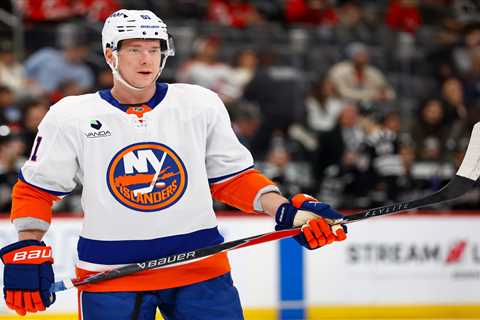 Ondrej Palat tells The Post he’s ‘happy’ to be fitting in with Islanders after whirlwind month