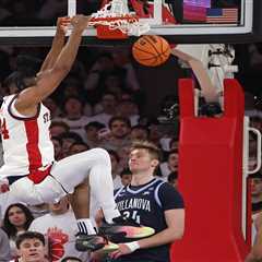 Zuby Ejiofor notches rare St. John’s triple double in rebound from UConn dud