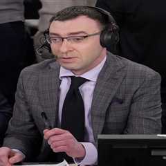 NBC names Jason Benetti as its top play-by-play announcer for MLB coverage