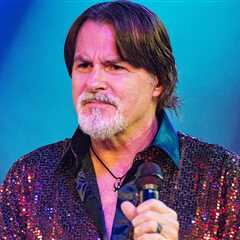 Boston Singer Tommy DeCarlo Dead at 60