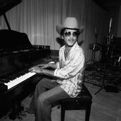 Bruno Mars Tops Artist 100, Billboard 200 & Hot 100 Simultaneously for the First Time