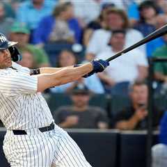 Giancarlo Stanton puts on Yankees power show with two mammoth home runs