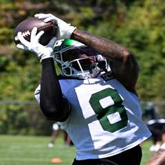 Jets bringing back Andre Cisco on one-year contract in latest addition to safety room