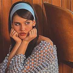 Sienna Spiro Reveals Meaning Behind Gorgeous New Single ‘The Visitor’: ‘It Took Me 9 Attempts to..