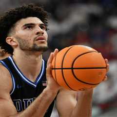 2026 NCAA Tournament odds: Michigan and Duke top the betting board after bracket released