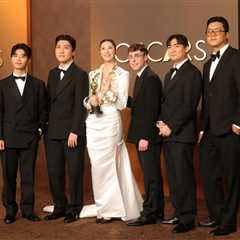 ‘KPop Demon Hunters’ Songwriters Finish Oscars Speeches Backstage After Being Played Off Stage