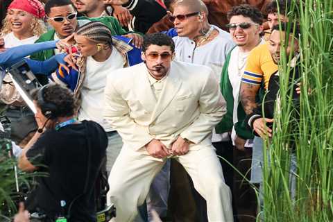 Bad Bunny’s ‘DtMF’ Holds at No. 1 on Billboard Global Charts, 3 Weeks After Super Bowl