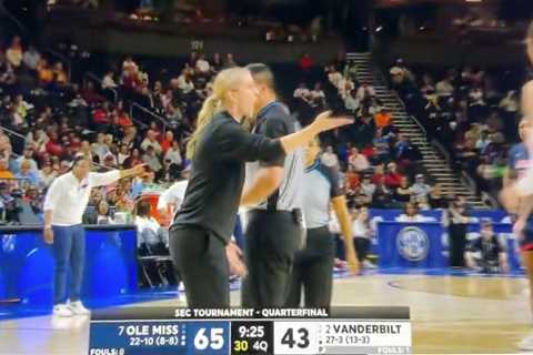 Vanderbilt coach Shea Ralph ejected after dressing down referees in wild tantrum: ‘You suck’