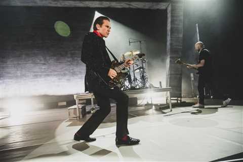 Franz Ferdinand Blast Israeli Defense Forces For Using ‘Take Me Out’ in War Propaganda Video: ‘This ..