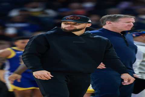 Warriors rule out Curry for at least five more games with knee issue