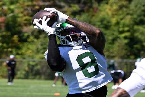 Jets bringing back Andre Cisco on one-year contract in latest addition to safety room