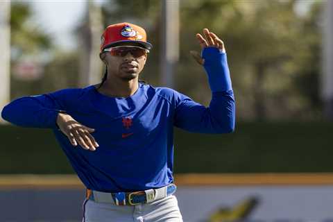 Francisco Lindor returns to Mets lineup in massive boost ahead of Opening Day