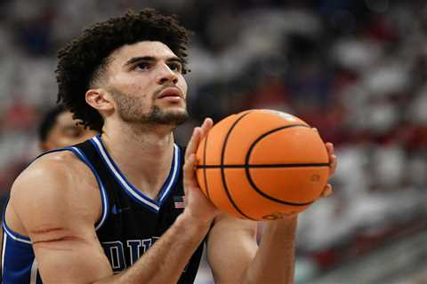 2026 NCAA Tournament odds: Michigan and Duke top the betting board after bracket released