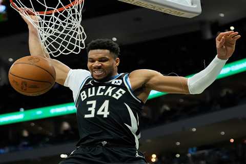 Giannis Antetokounmpo, Bucks at odds again over his latest injury after trade saga