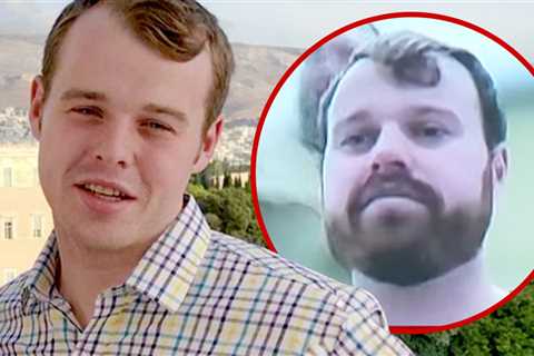 First Look at Joseph Duggar in Court in Child Sex Abuse Case, Jail Intake Video
