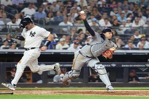 Why MLB players are getting shorter on their bio pages this season