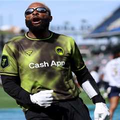 Odell Beckham Jr. meets with John Harbaugh to talk potential Giants reunion