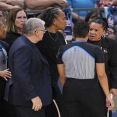 Diana Taurasi reacts to fiery Geno Auriemma-Dawn Staley confrontation