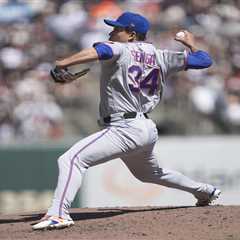 Mets offense wakes up late to rally by Giants for third straight win