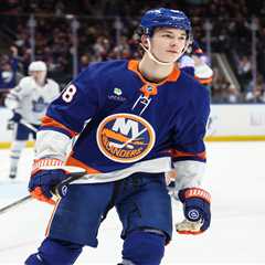 Islanders vs. Senators prediction: NHL picks, odds, best bet