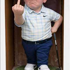 Robert MacIntyre doubles down on flipping the bird in wild, AI-generated image after Masters flop