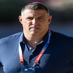 Mike Vrabel missing end of 2026 NFL Draft and will seek counseling after Dianna Russini photo..