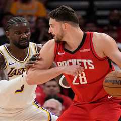 Deandre Ayton ejected in Game 4 as Lakers collapse against Rockets