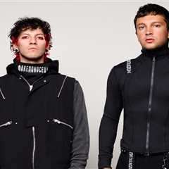 Twenty One Pilots Tie for Second-Most Alternative Airplay No. 1s With ‘Drag Path’