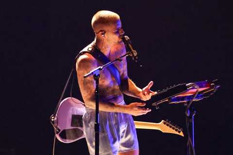 Justin Bieber Shares Inside Look at His Secret Pre-Coachella Show: ‘See You All Soon’