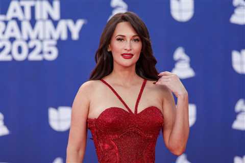 Kacey Musgraves Sets Her ACM Awards Performance Debut as 2026 Show Adds to Lineup