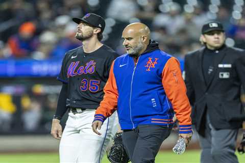 Mets’ Carlos Mendoza makes prediction on when Clay Holmes will return from hamstring tweak