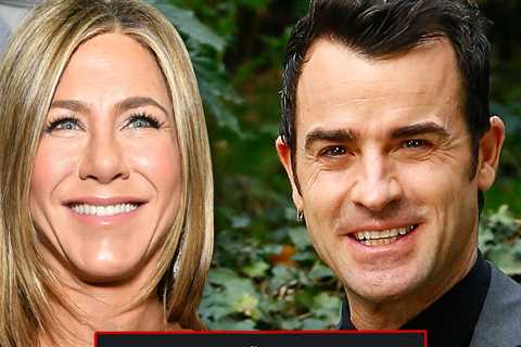Jennifer Aniston Reacts to Ex Justin Theroux's Baby News