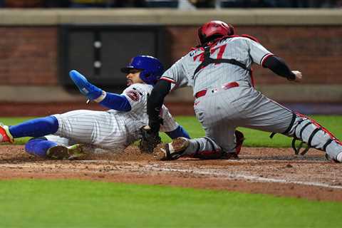 Francisco Lindor exits with calf injury in newest Mets debacle