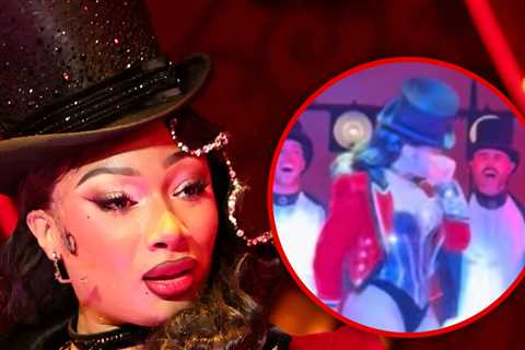 Megan Thee Stallion Breaks Down During Broadway Show After Klay Thompson Split