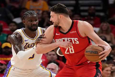 Deandre Ayton ejected in Game 4 as Lakers collapse against Rockets