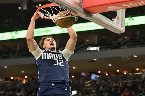 Cooper Flagg narrowly edges former Duke teammate for NBA Rookie of the Year