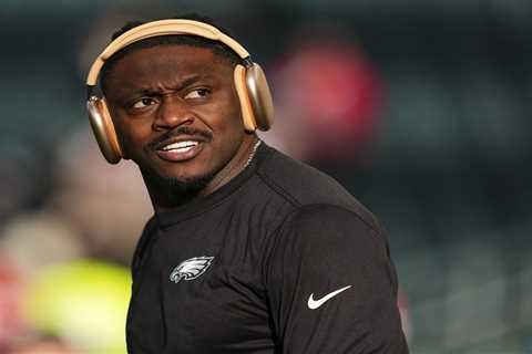 What Eagles likely will get for A.J. Brown in blockbuster Patriots trade