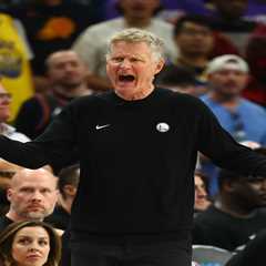 Steve Kerr, Warriors reportedly hold meeting, still mulling future