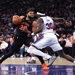 Mike Brown questions Game 2 officiating as Knicks get into foul trouble again: ‘Not sure what’s a..