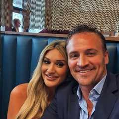 Ryan Lochte’s girlfriend supports her beau after stunning $34-per-hour Missouri State coaching move