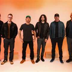 Dave Grohl Shares the Foo Fighters Lyric He Thinks Is ‘So F–king Stupid’ & Recalls David Bowie..