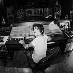 ‘Nobody Knows What’s Real Anymore’: How Tommy Lee Went Down the ‘Rabbit Hole’ For Special Edition..