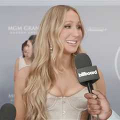 Nikki Glaser On Her New Tour, Wants to Roast Someone From the Current Administration & More |..