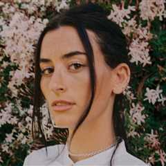 Stella Lefty’s ‘Is This Heaven?’ Debuts in Top Country Albums Top 10, Boosted by ‘Boston’
