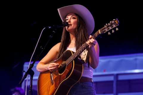 Kacey Musgraves Finds Herself In The ‘Middle of Nowhere’: Stream It Now