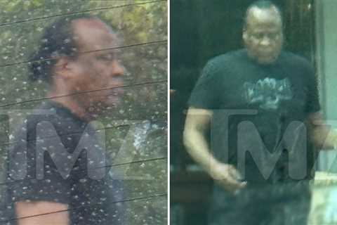Michael Jackson's Ex-Doctor Conrad Murray Sports Ponytail in New Pics