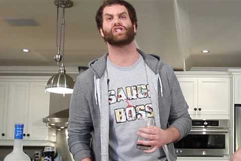'Epic Meal Time' YouTuber Harley Morenstein 'Memba Him?!