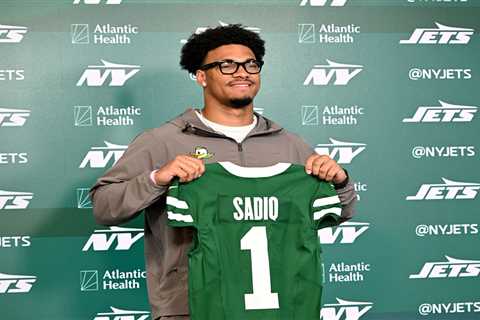 Jets sign three 2026 NFL Draft picks right before rookie minicamp