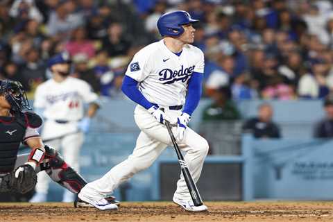 Freddie Freeman homers as Dodgers beat Chris Sale, Braves in marquee matchup