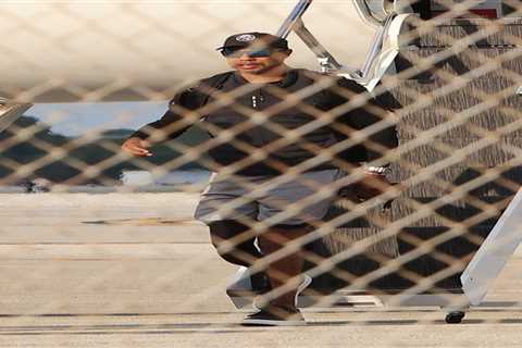 Tiger Woods back in Florida after rehab in Switzerland, photos show
